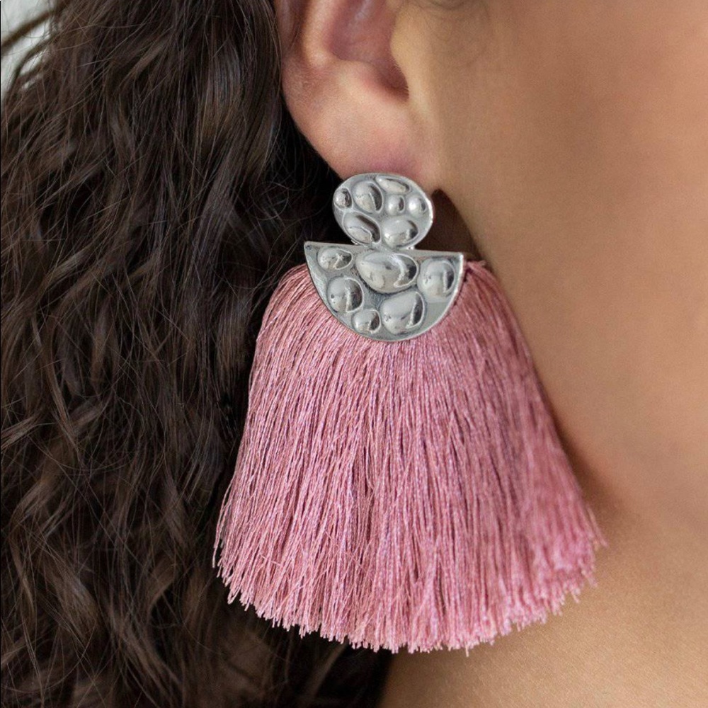 ♥ Make Some PLUME - Pink ♥ Post Earrings Paparazzi.